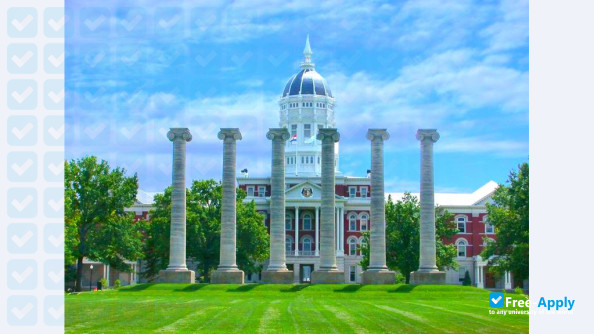 Foto de la University of Missouri Columbia #3