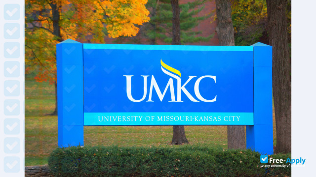 Foto de la University of Missouri Kansas City #3