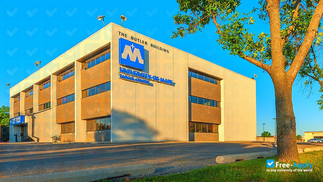 University of Mary photo #16