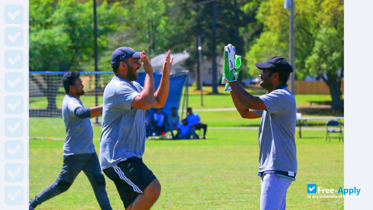 Southern Arkansas University photo #2