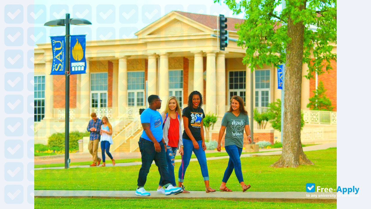 Southern Arkansas University photo #11