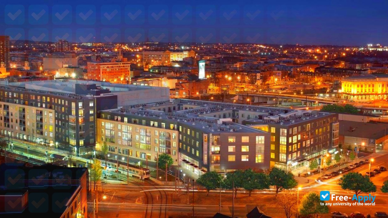 Foto de la University of Baltimore #6