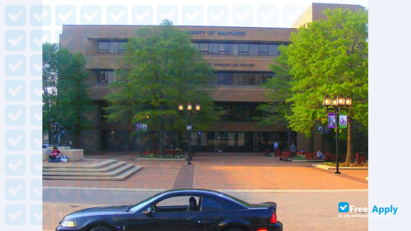 Foto de la University of Baltimore #7
