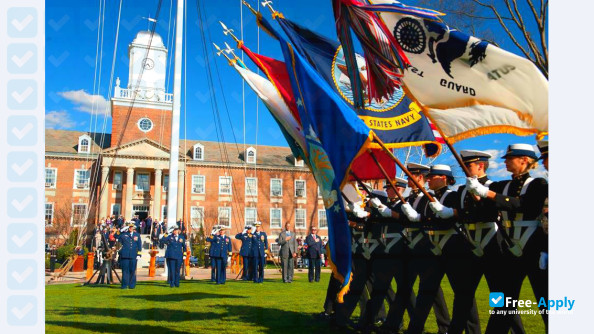 Foto de la United States Coast Guard Academy #17