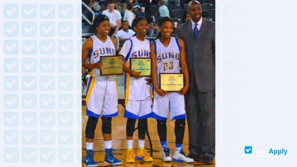 Southern University New Orleans photo #1