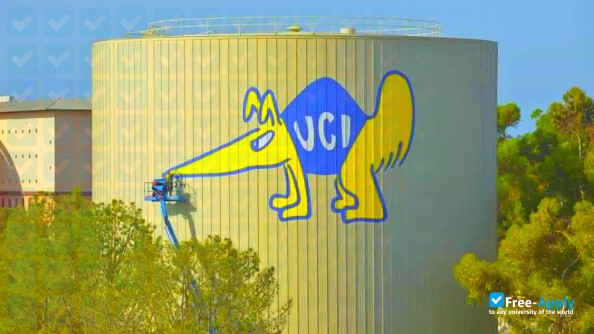 University of California, Irvine photo #10