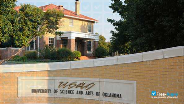 Foto de la University of Science & Arts of Oklahoma #2