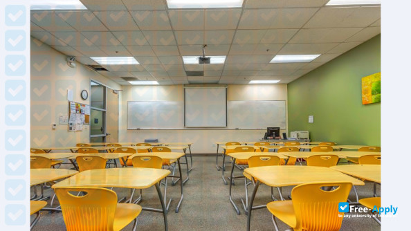 UNITEK College photo #1