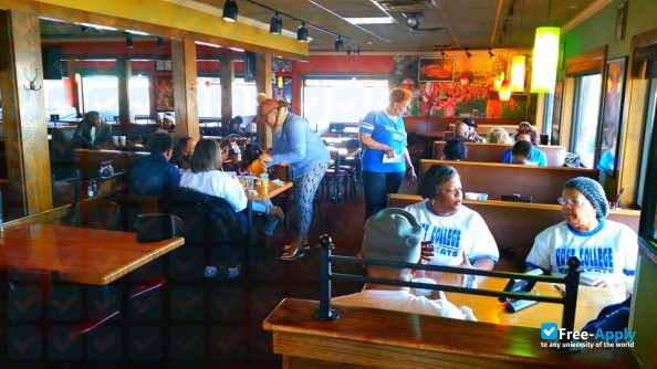 Rust College фотография №5