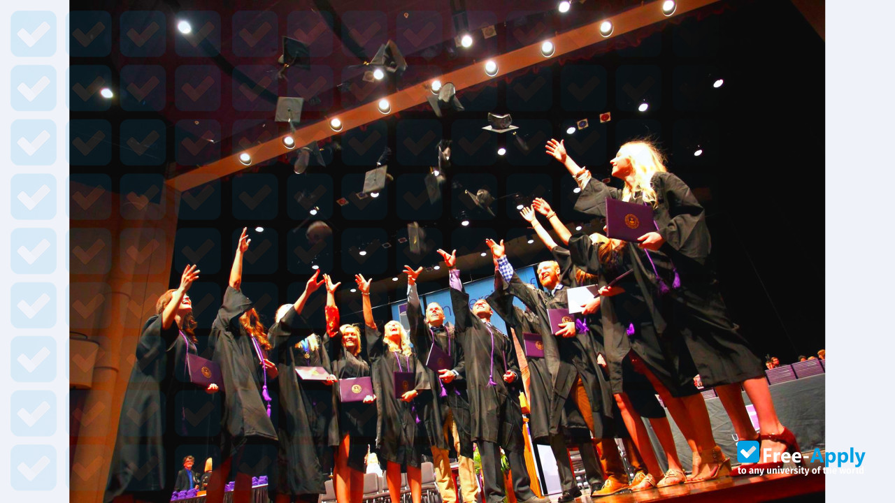 Foto de la University of Sioux Falls #9