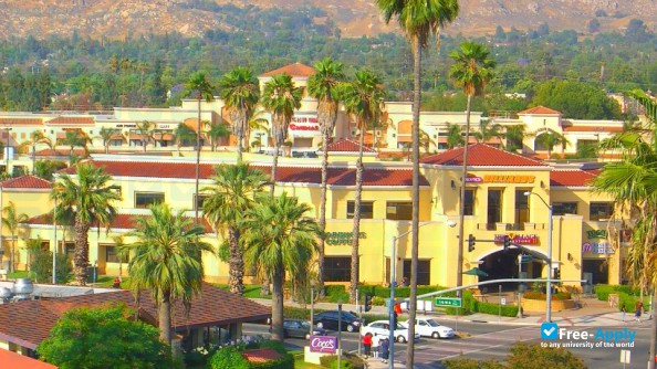 University of California, Riverside фотография №9