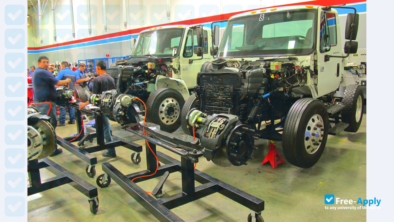 Universal Technical Institute photo #10