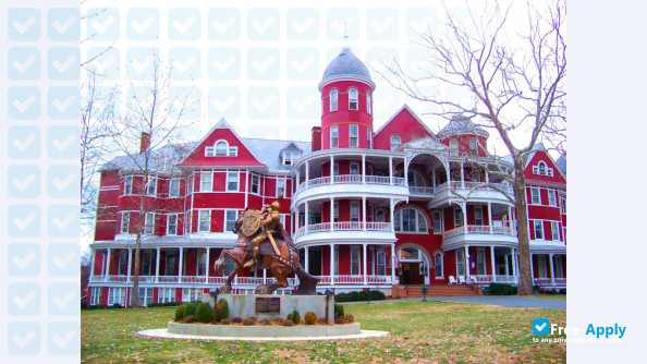 Southern Virginia University photo #9