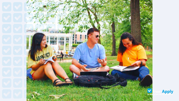 University of North Alabama photo #8