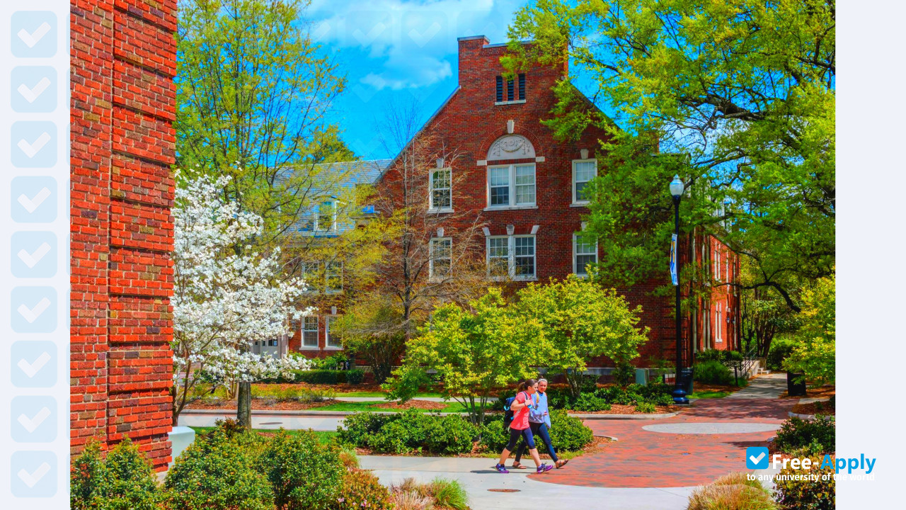 Photo de l’University of North Carolina at Greensboro #13