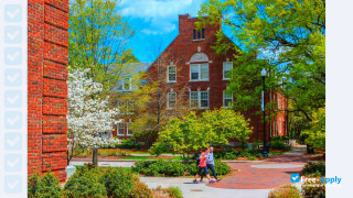 Miniatura de la University of North Carolina at Greensboro #6
