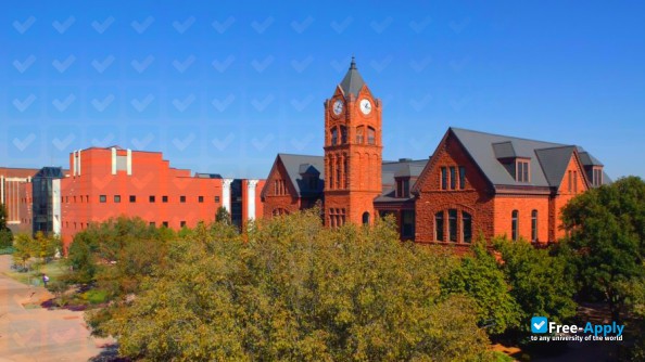 Photo de l’University of Central Oklahoma #10