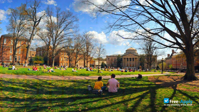 University of North Carolina Chapel Hill фотография №9