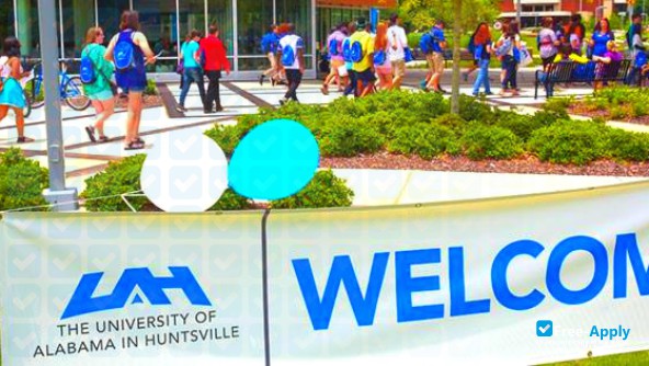 University of Alabama Huntsville фотография №19