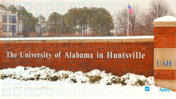 Foto de la University of Alabama Huntsville #7