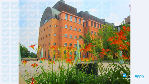 University of Cincinnati photo #9