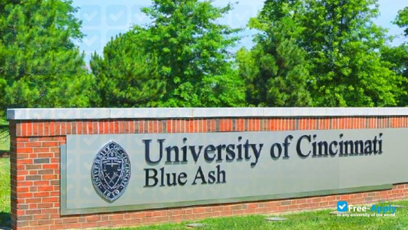 University of Cincinnati-Blue Ash College фотография №6