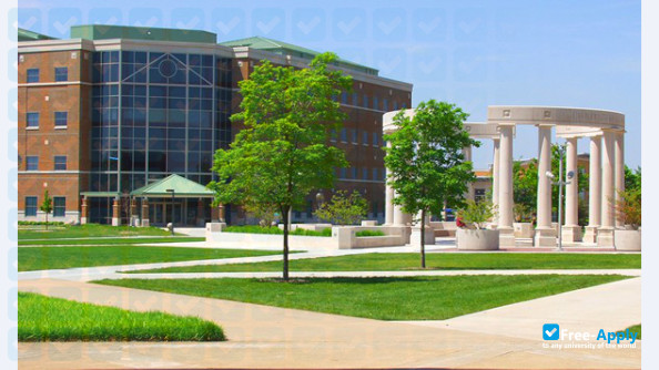University of Illinois Springfield фотография №6