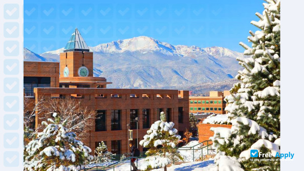 Foto de la University of Colorado Colorado Springs #10