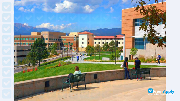 Photo de l’University of Colorado Colorado Springs #10