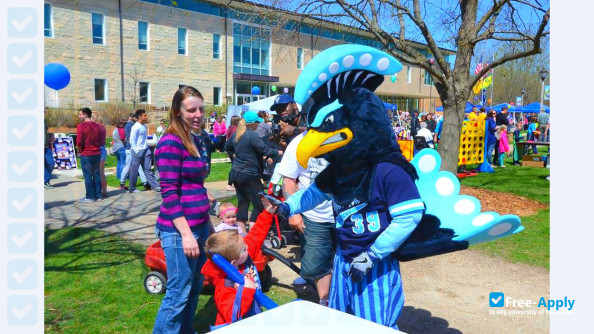 Upper Iowa University photo