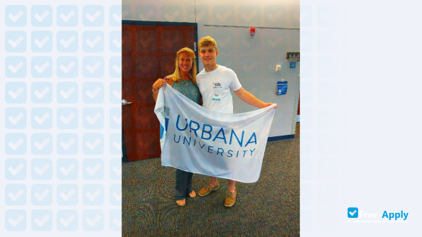 Foto de la Urbana University #8