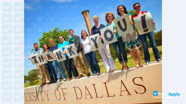 Foto de la University of Dallas #4