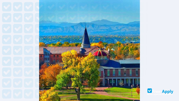 Foto de la University of Denver #11