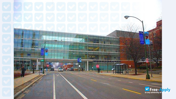 Photo de l’University of Illinois Chicago #5