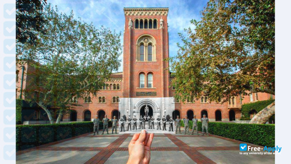 University of Southern California photo #16