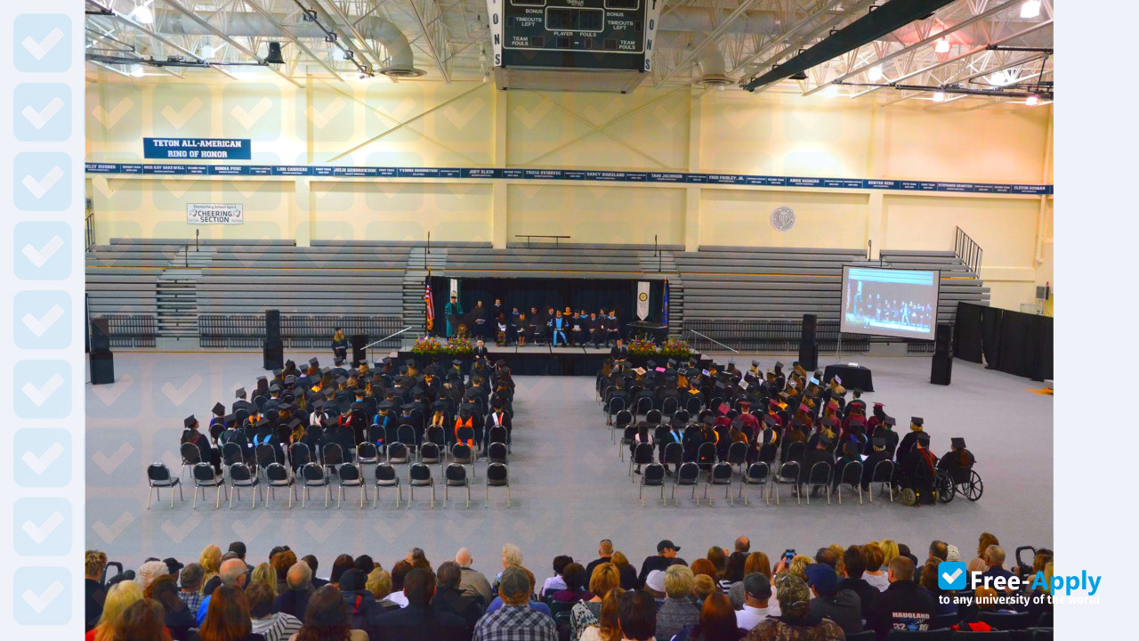 Williston State College photo #13