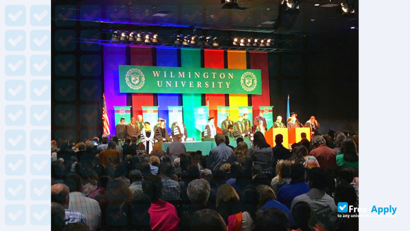Foto de la Wilmington University #10