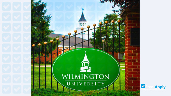 Foto de la Wilmington University #6