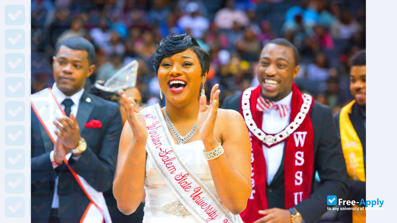 Winston Salem State University photo #11