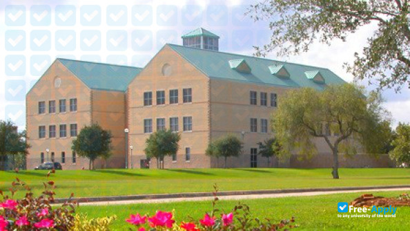 University of Houston Victoria photo #9