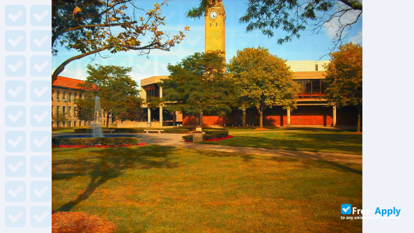 Foto de la University of Detroit Mercy #3