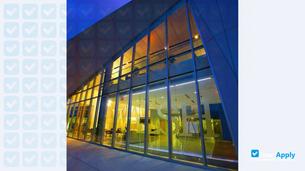 Walsh College photo #5