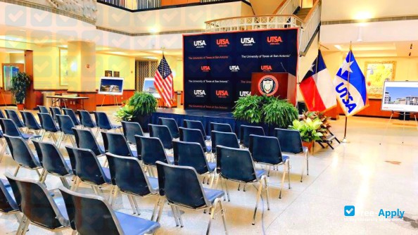 Foto de la University of Texas San Antonio #7