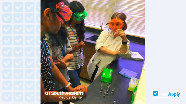 University of Texas Southwestern Medical Center at Dallas photo #1