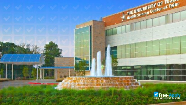 Foto de la UT Health Northeast (University of Texas Health Center at Tyler) #6