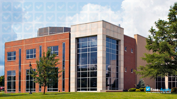 Utica College photo #10
