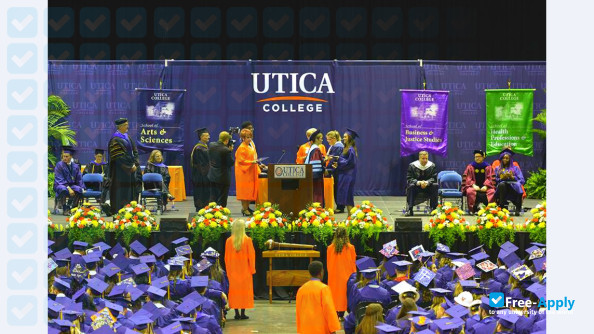 Photo de l’Utica College #11
