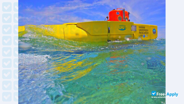 School of Ocean and Earth Science and Technology фотография №5