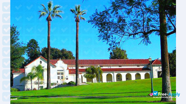 Whittier College photo #2
