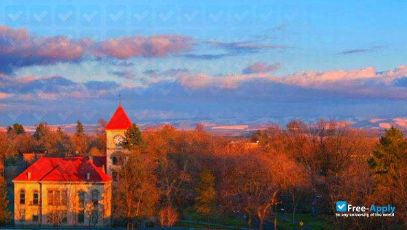 Whitman College photo #5
